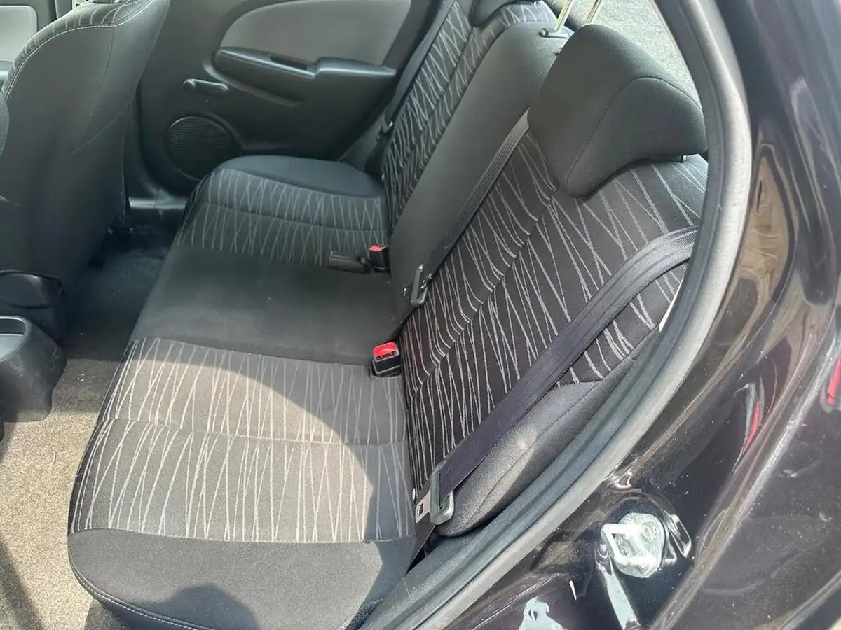 2009-mazda-mazda2-13-tamura-5d-big-13