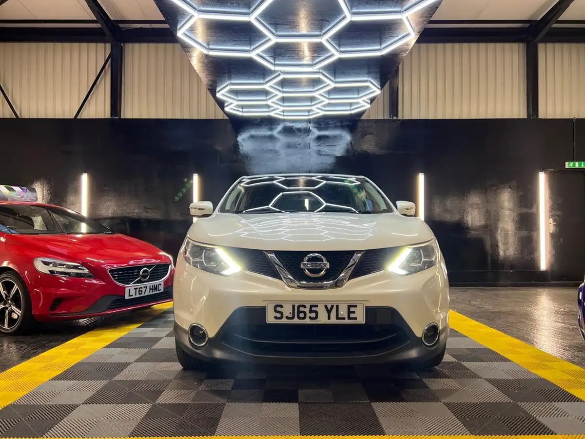 2015-nissan-qashqai-12-acenta-dig-t115ps-smart-vision-pack-big-46