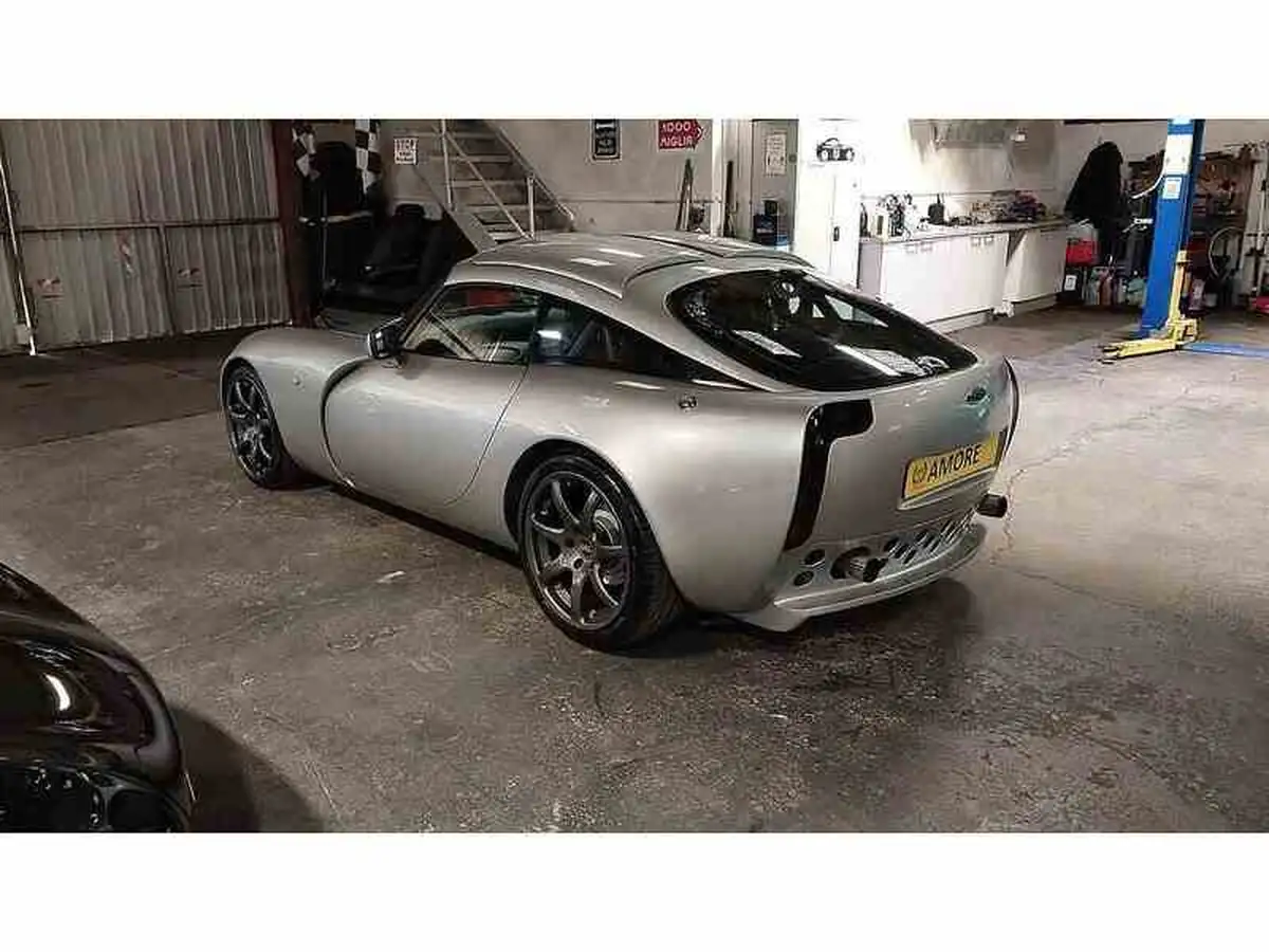 2005-tvr-t350t-36-big-5