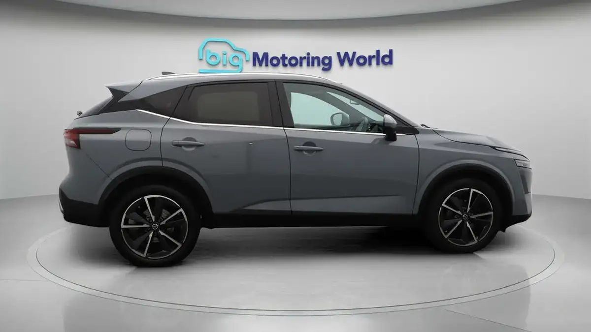 2022-nissan-qashqai-13-dig-t-tekna-140ps-mild-hybrid-big-8