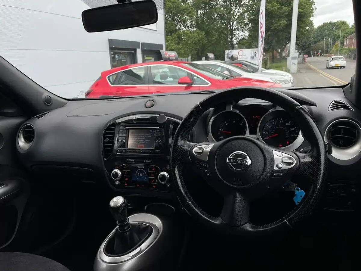 2012-nissan-juke-15td-acenta-premium-big-33