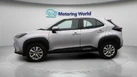 2022-toyota-yaris-cross-15-vvt-i-icon-small-4