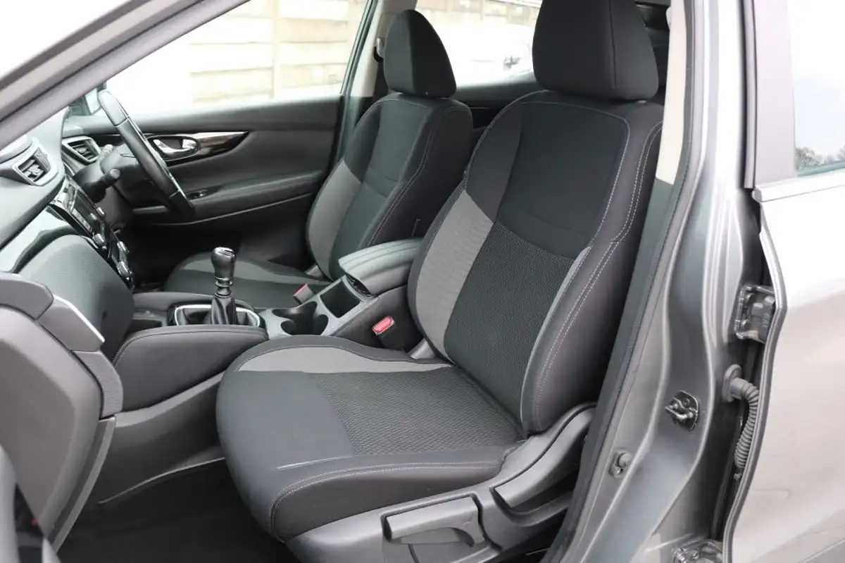 2019-nissan-qashqai-15dci-acenta-premium-heat-pack-big-14