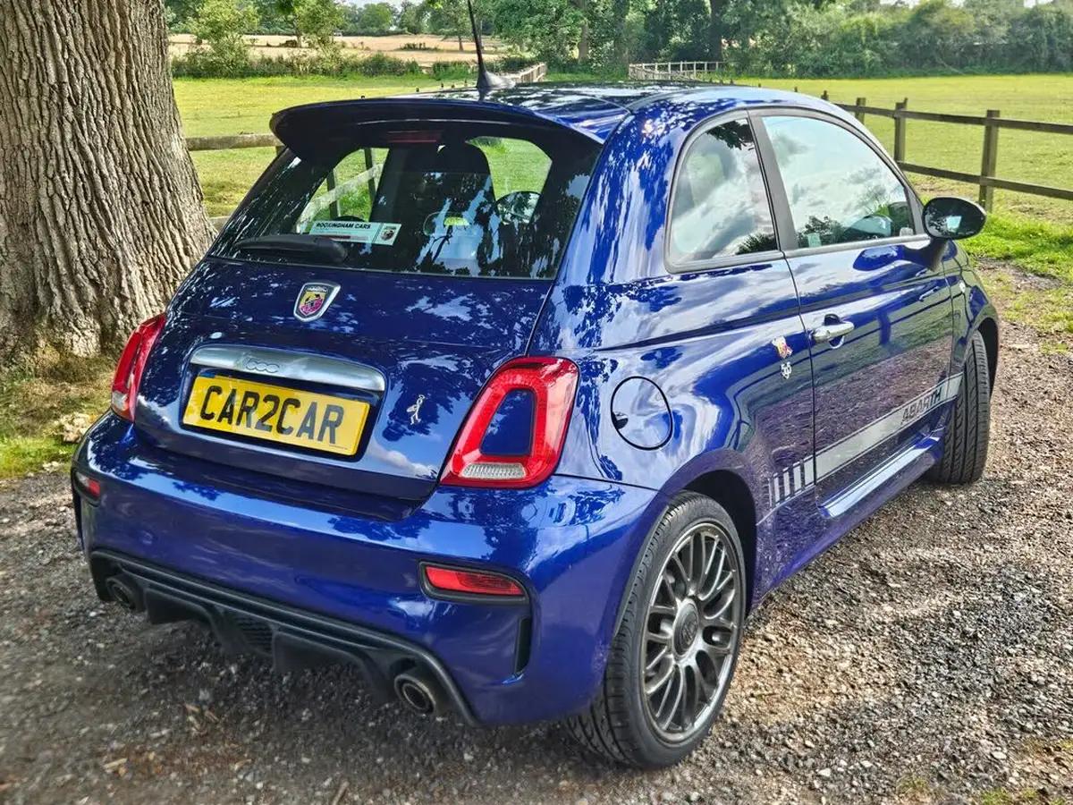 2016-abarth-595-14-tjet-big-4