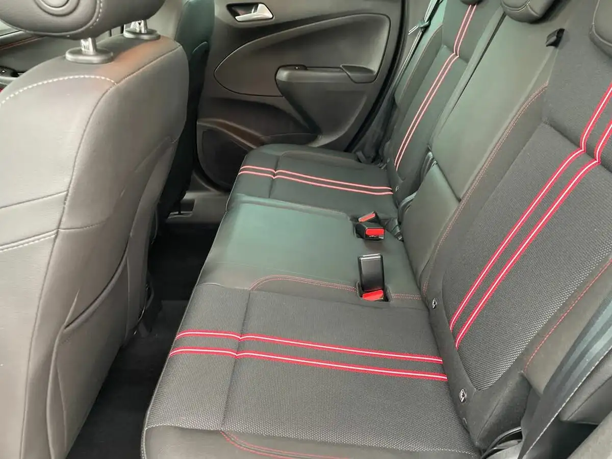 2021-vauxhall-crossland-12-sri-nav-110ps-big-10