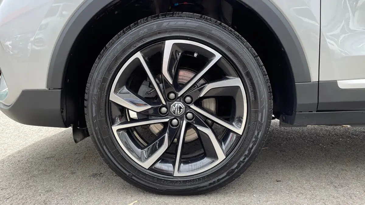 2024-mg-zs-suv-10t-gdi-exclusive-auto-big-16