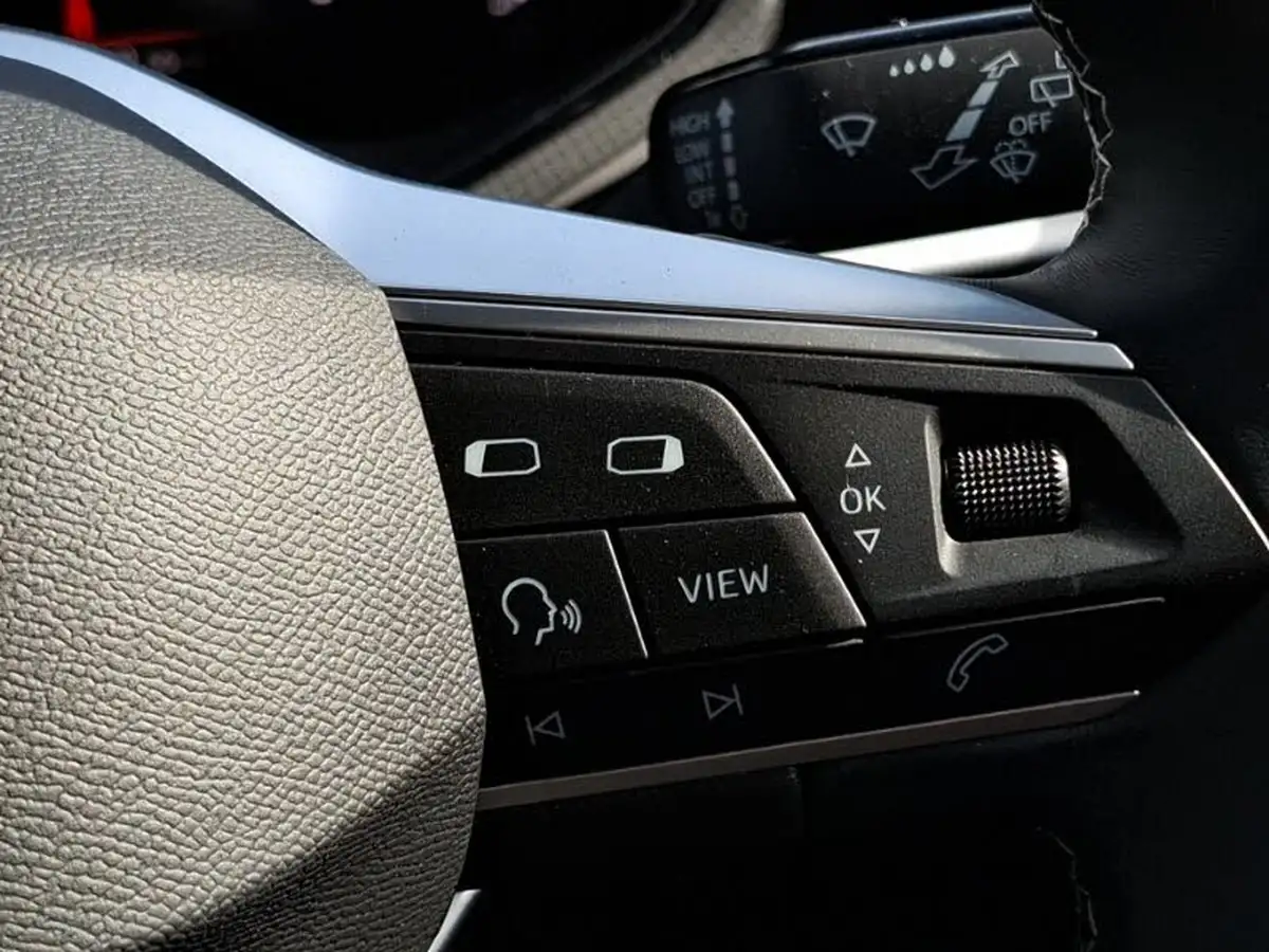 2025-seat-ibiza-10-tsi-xcellence-115ps-dsg-big-18
