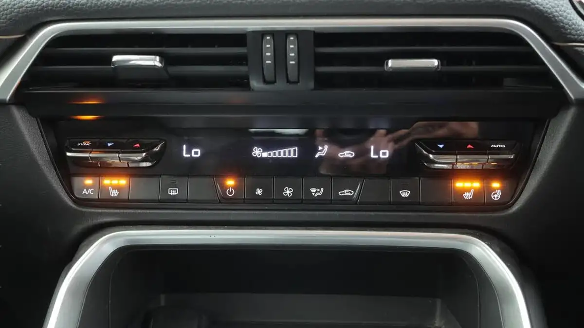 2024-mazda-cx-60-25-e-skyactiv-exclusive-line-big-12