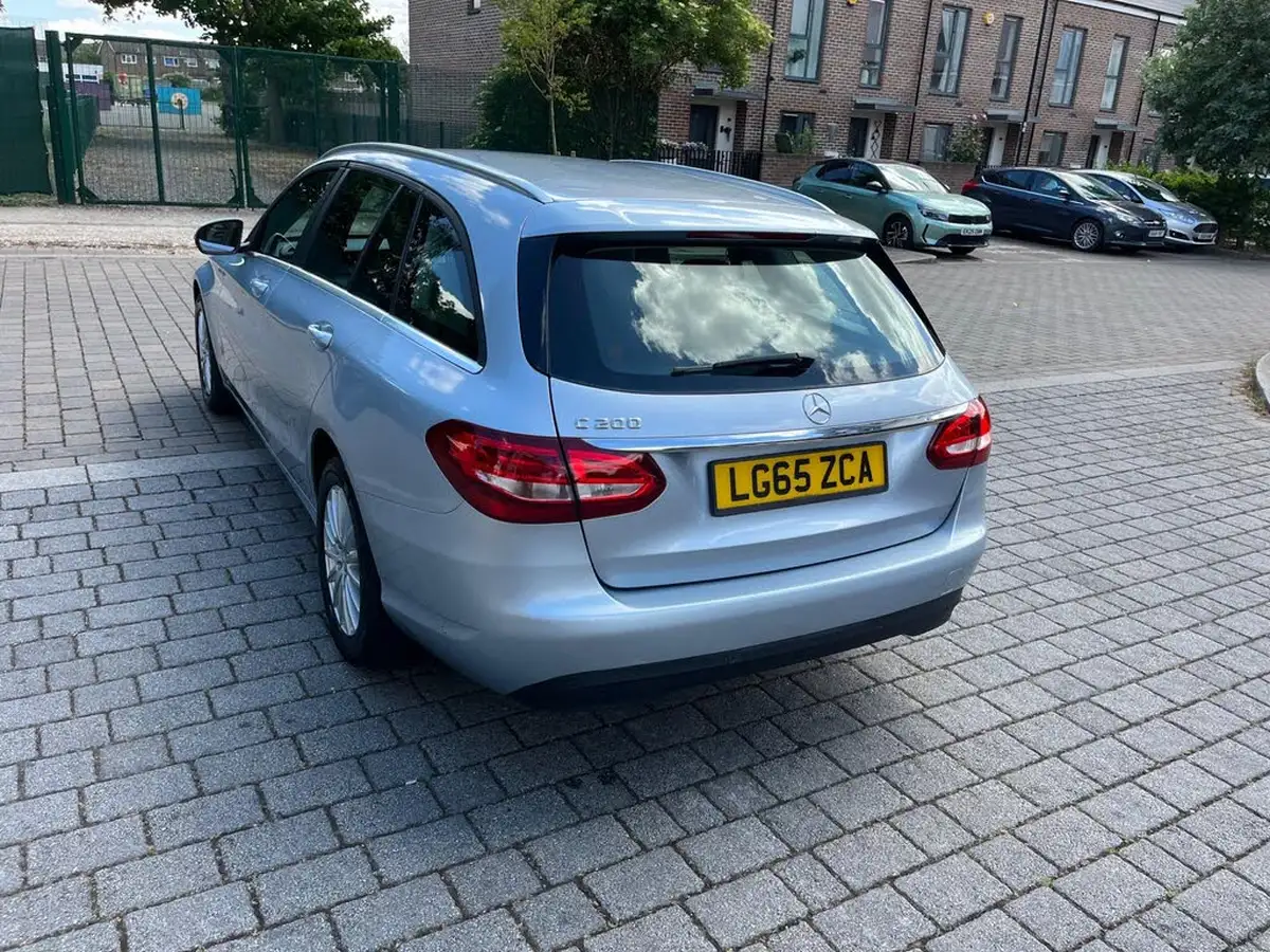 2015-mercedes-benz-c-class-20-c200-se-184ps-executivess-estate-5d-7g-tronic-plus-big-12