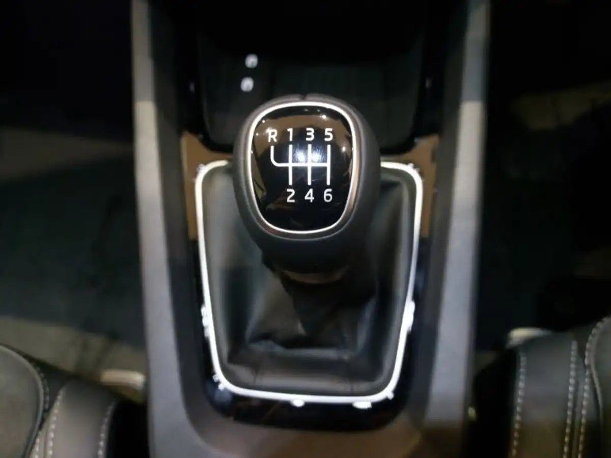 2024-skoda-octavia-15-tsi-se-l-hatchback-big-18