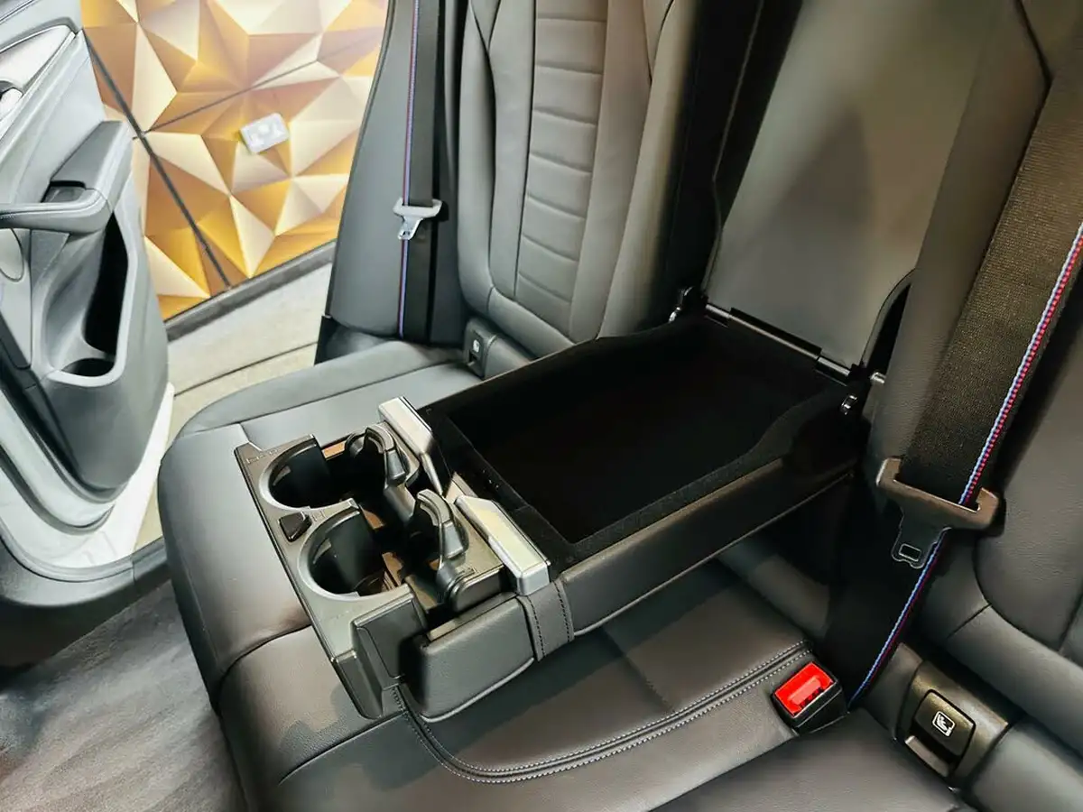 2022-bmw-ix3-e-m-sport-pro-big-64