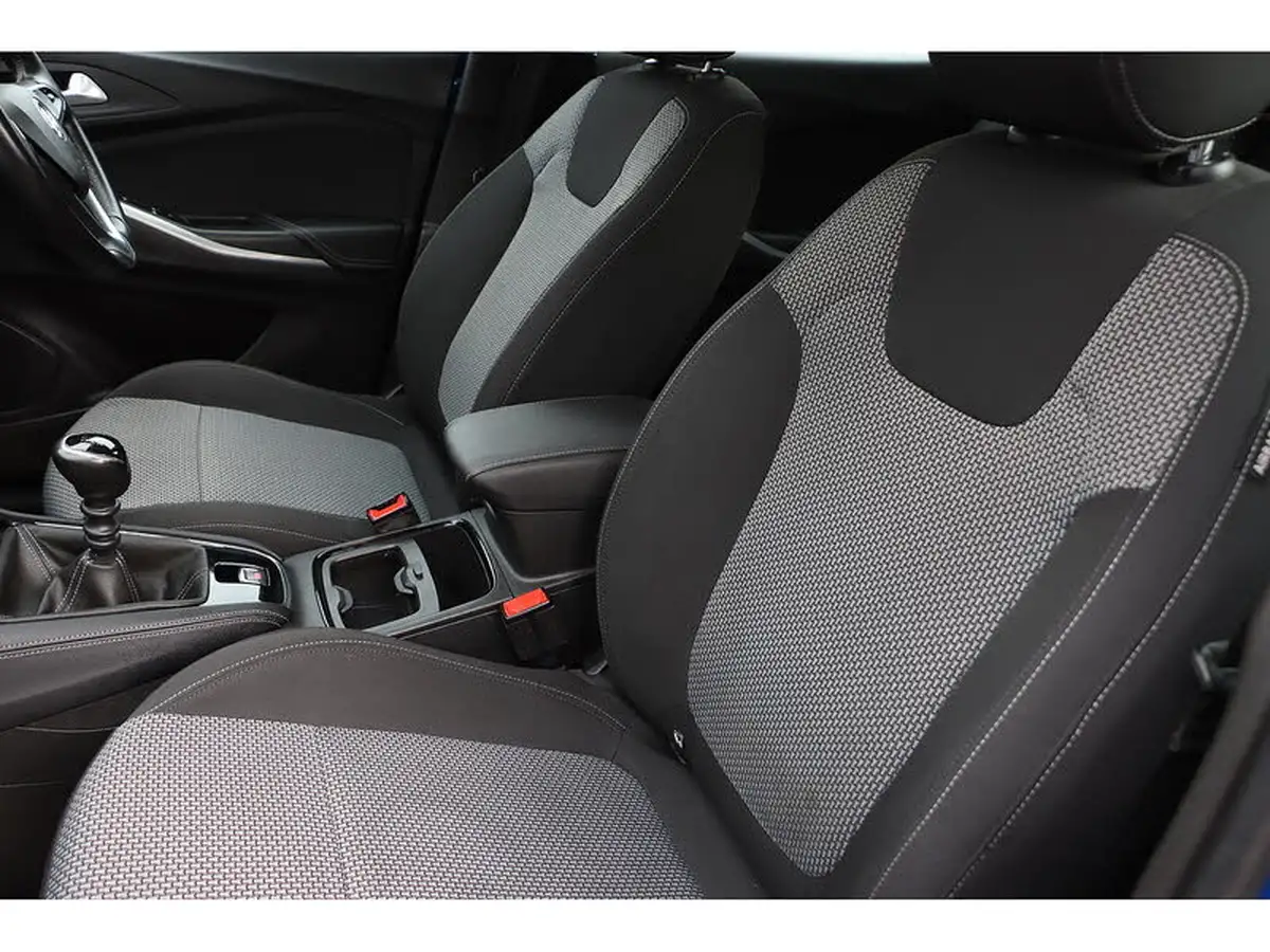 2019-vauxhall-grandland-x-12-se-ss-big-27