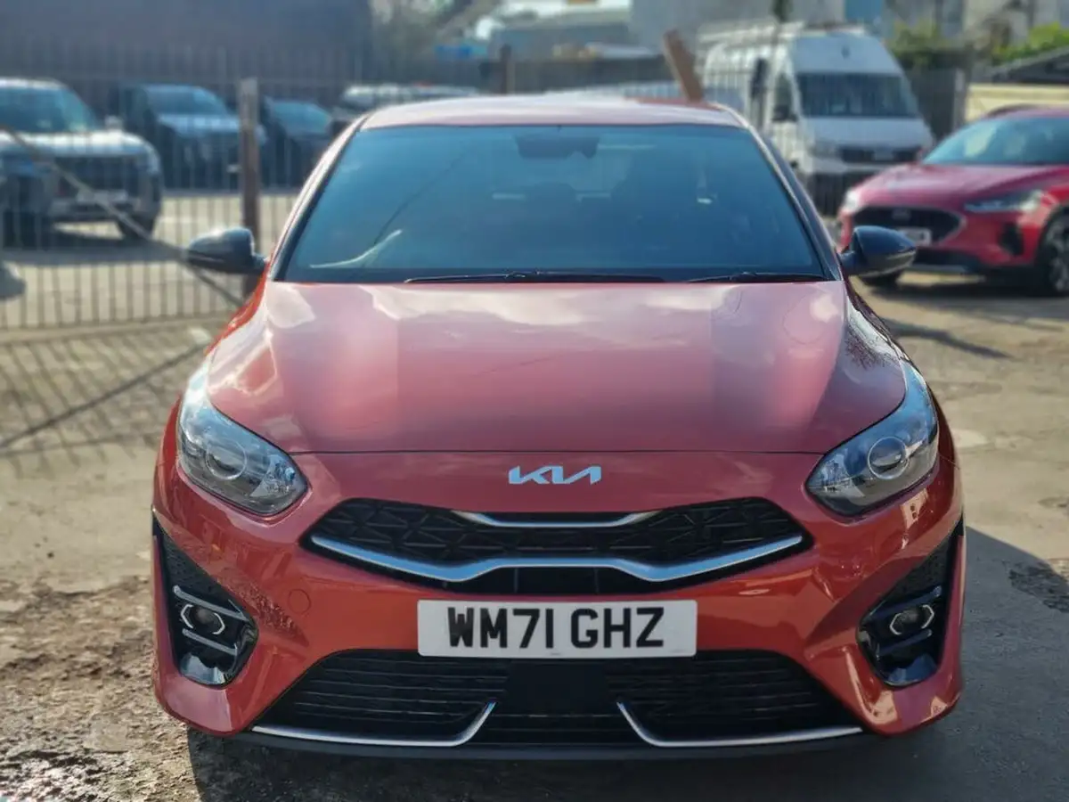2022-kia-ceed-15-t-gdi-gt-line-big-13