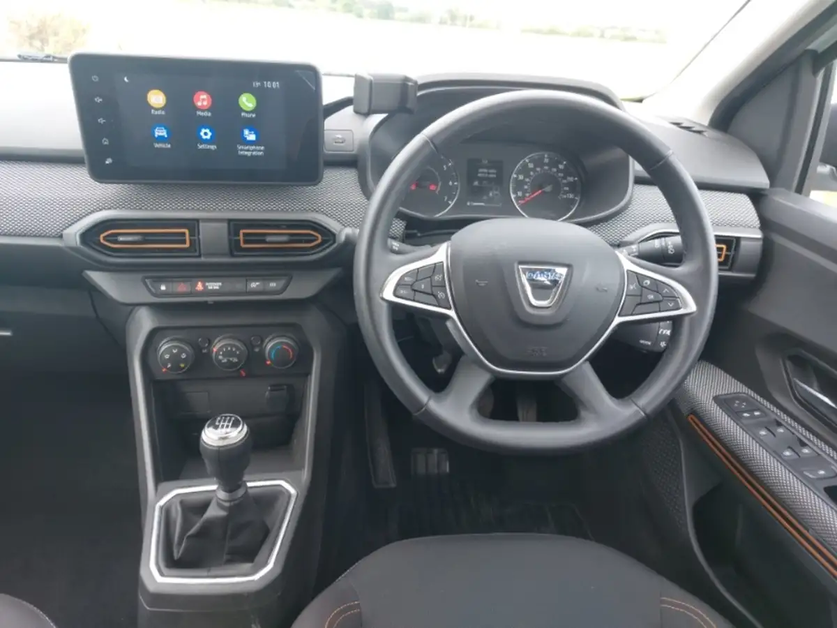 2022-dacia-sandero-stepway-10-tce-comfort-90bhp-big-6