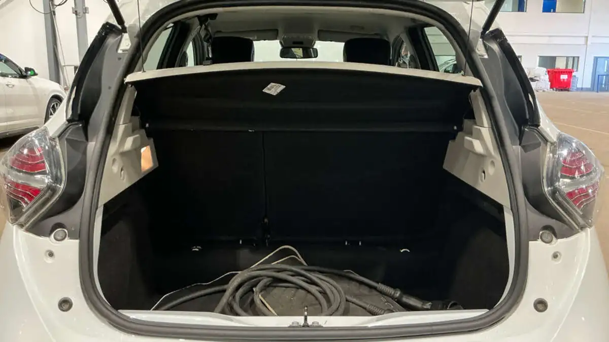 2021-renault-zoe-e-gt-line-big-6
