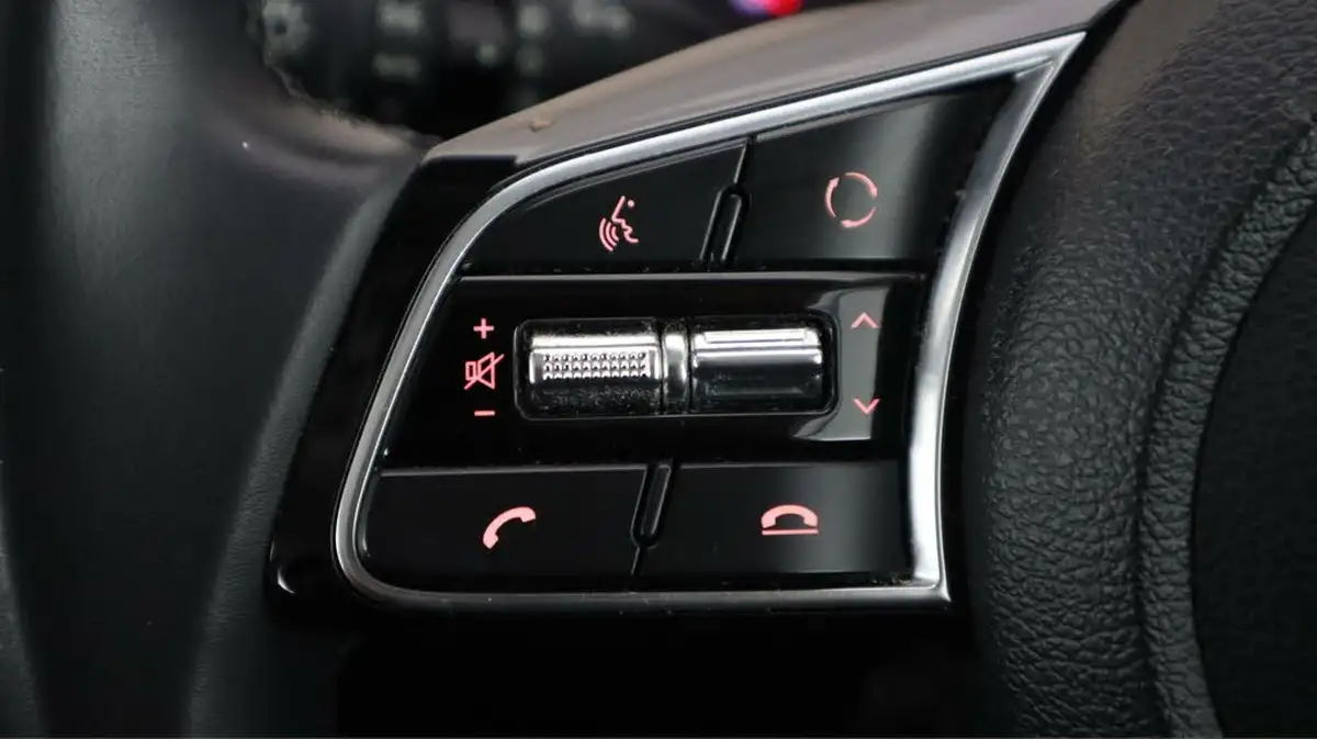 2022-kia-xceed-10-t-gdi-2-big-21
