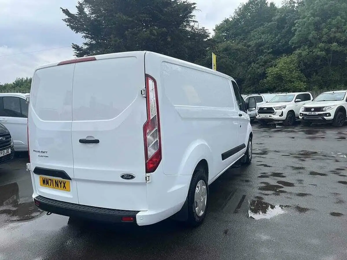 2022-ford-transit-custom-20tdci-300-l1h1-trend-105pseu6dt-panel-van-big-13