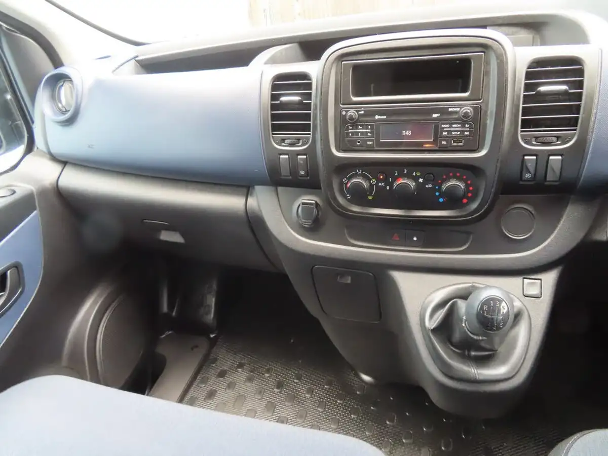 2019-vauxhall-vivaro-16cdti-2900-l1h1-120pseu6c-ss-9-seats-combi-big-45