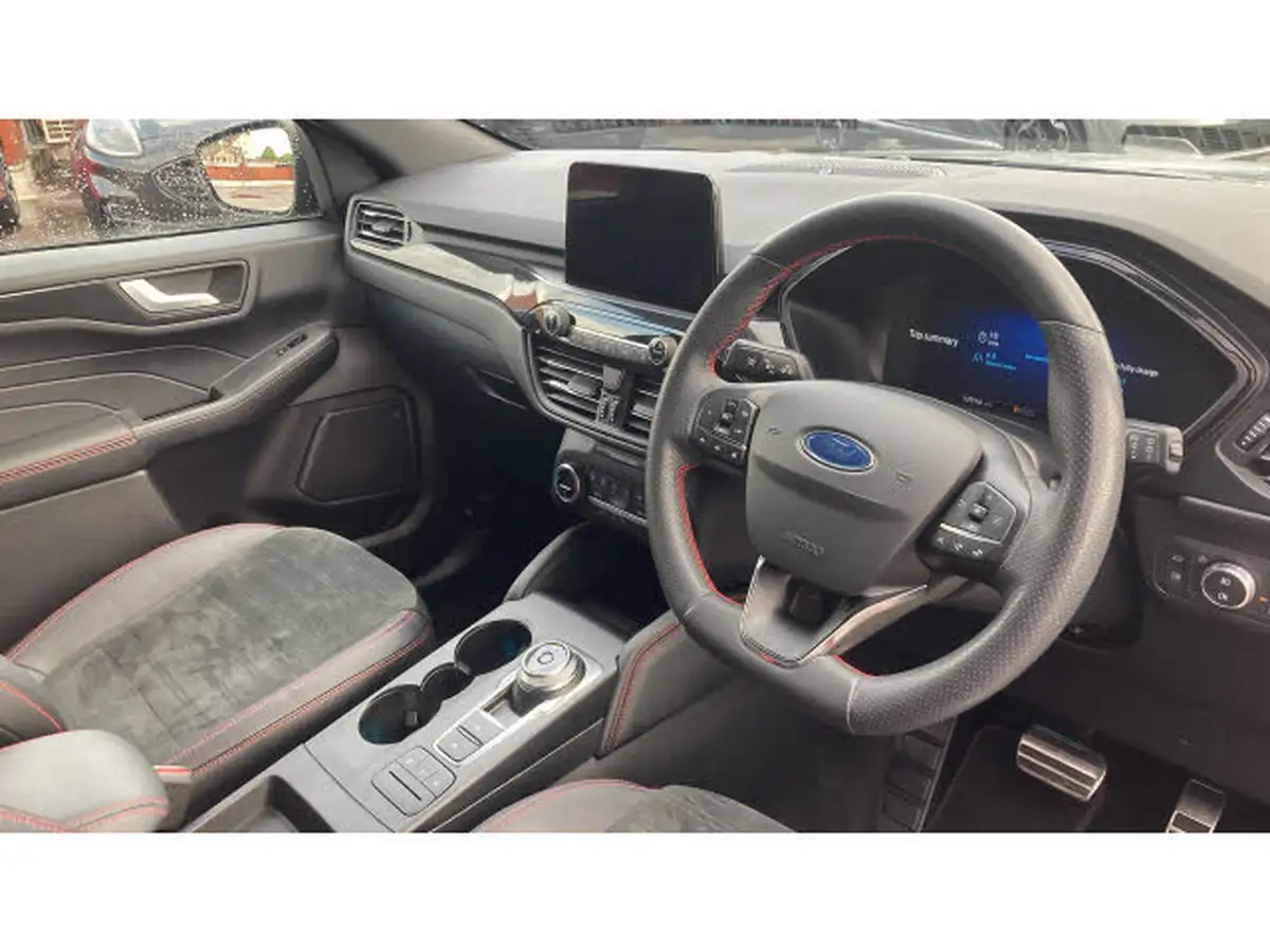2022-ford-kuga-big-11