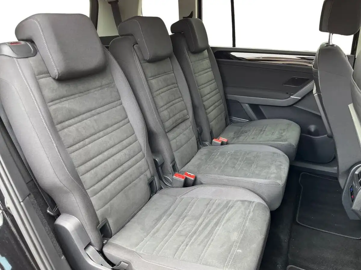 2021-volkswagen-touran-15-tsi-sel-big-10