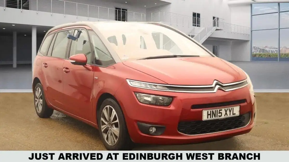 2015-citroen-grand-c4-picasso-16bluehdi-vtr-120ps-eat6-big-0