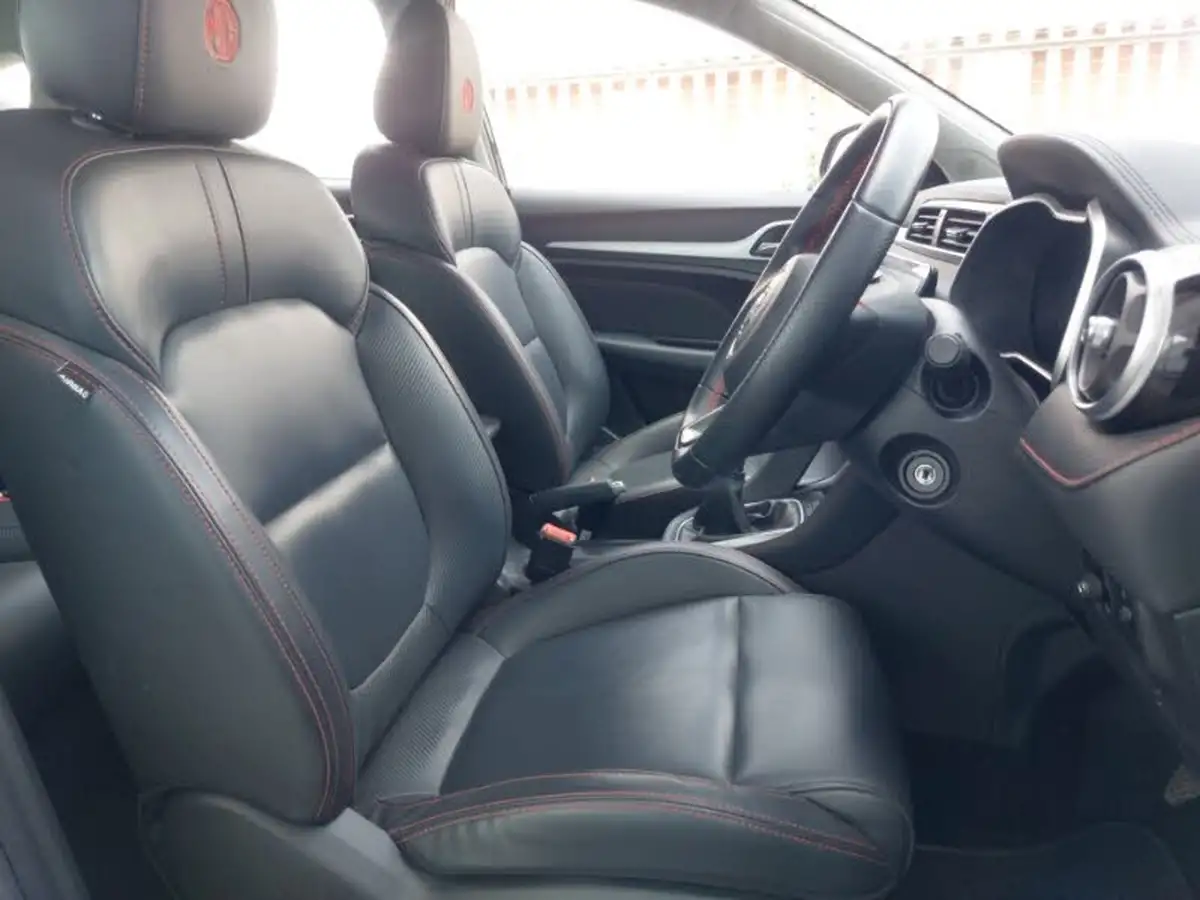 2023-mg-zs-suv-15-vti-tech-exclusive-big-18