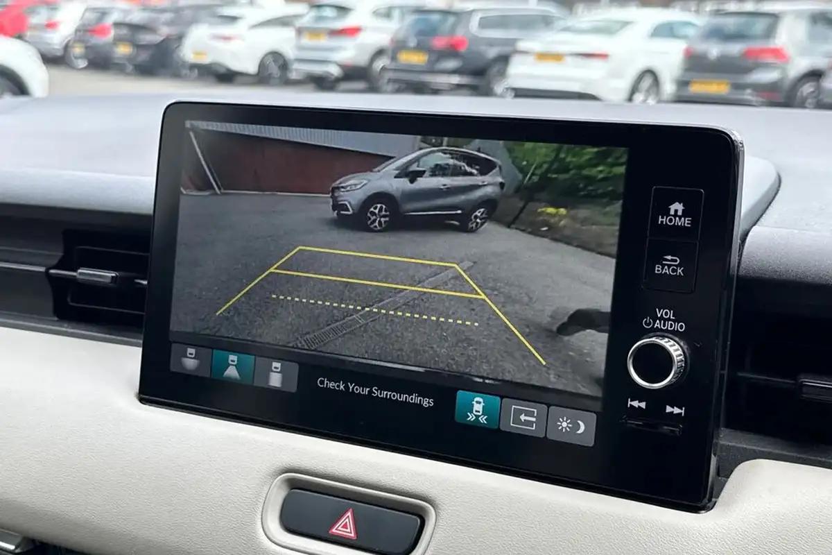2022-honda-hr-v-15-i-mmd-advance-style-big-45