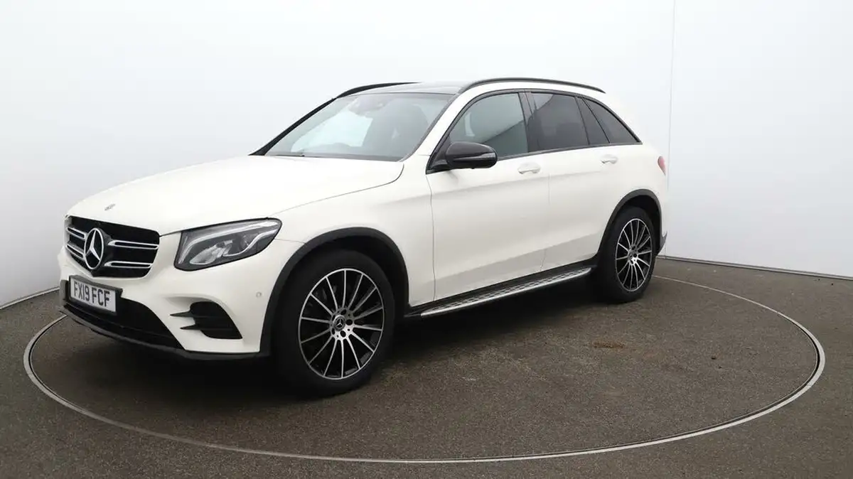 2019-mercedes-benz-glc-class-20-glc250-amg-line-premium-plusss-station-wagon-5d-big-71