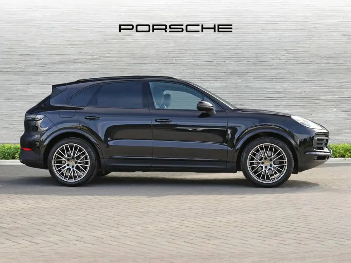 2022-porsche-cayenne-30-v6-e-hybrid-platinum-edition-462ps-station-wagon-big-2