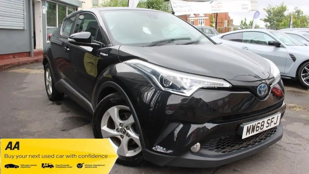 2018-toyota-c-hr-18-vvt-i-icon-foc-sport-pack-big-0
