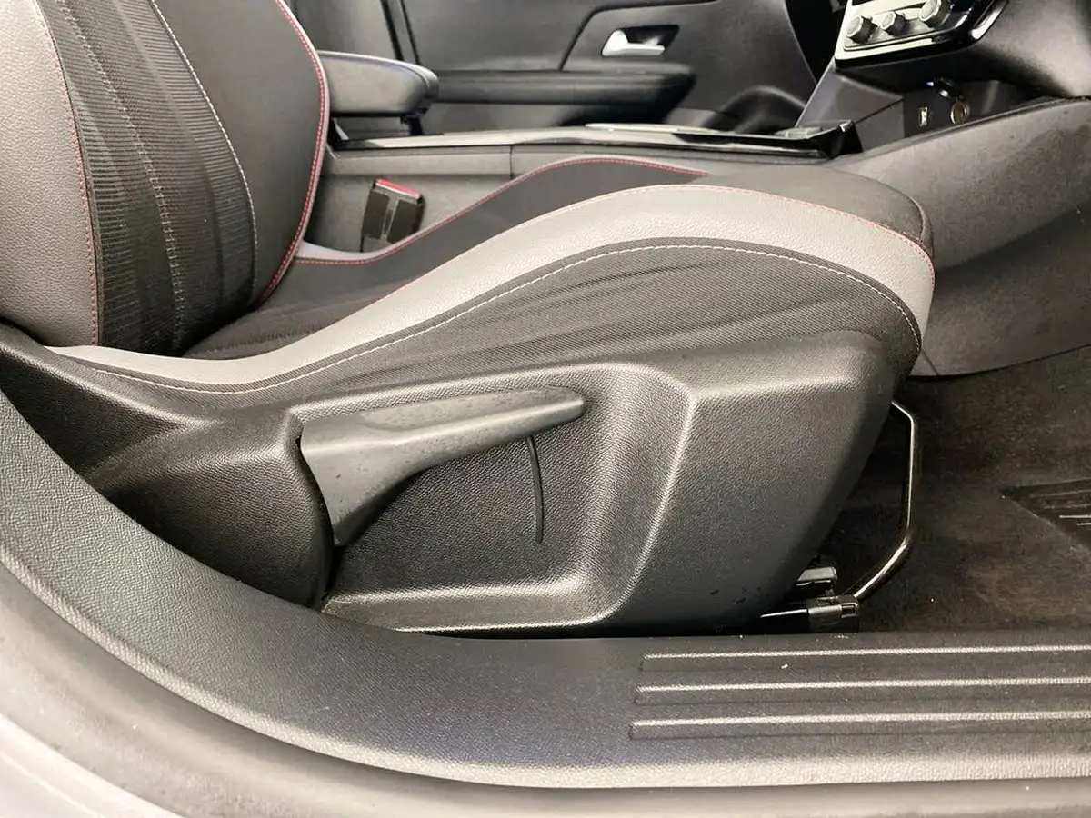 2021-vauxhall-mokka-12-sri-130ps-auto-big-13