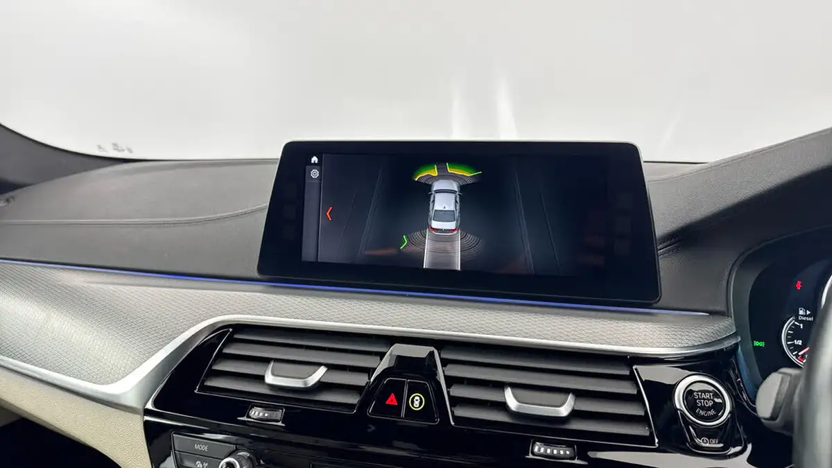 2018-bmw-5-series-20td-520d-m-sport-188bhp-xdrive-ss-saloon-4d-big-18