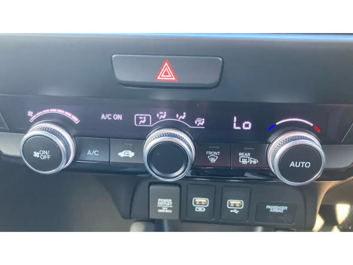 2021-honda-jazz-15-i-mmd-crosstar-ex-109ps-two-tone-big-15
