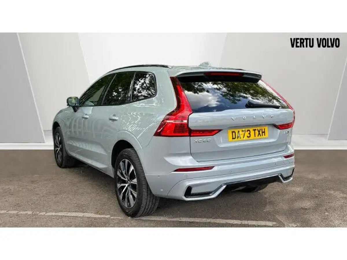 2023-volvo-xc60-20-b5-plus-big-1