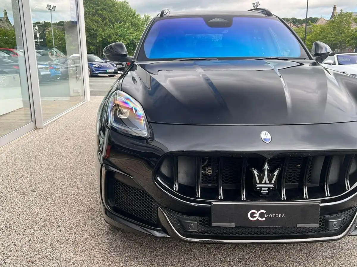 2023-maserati-grecale-30-trofeo-big-70