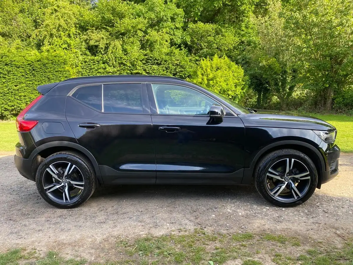 2021-volvo-xc40-15-t3-r-design-161bhp-auto-big-4