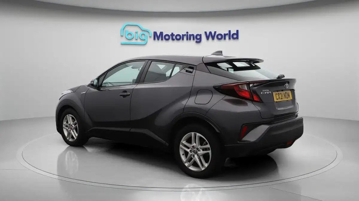 2021-toyota-c-hr-18-vvt-i-icon-big-5