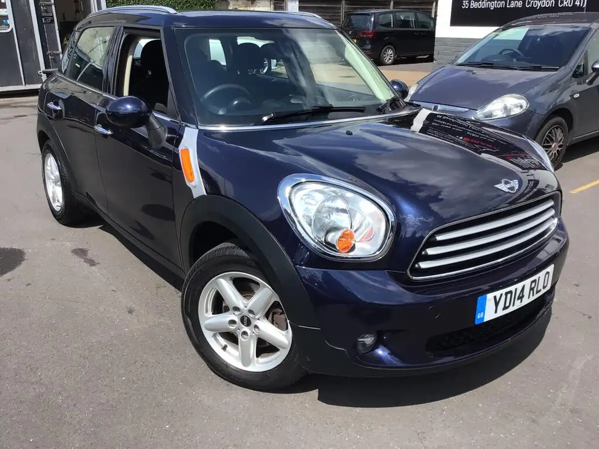 2014-mini-countryman-16-cooper-122bhp-auto-big-9