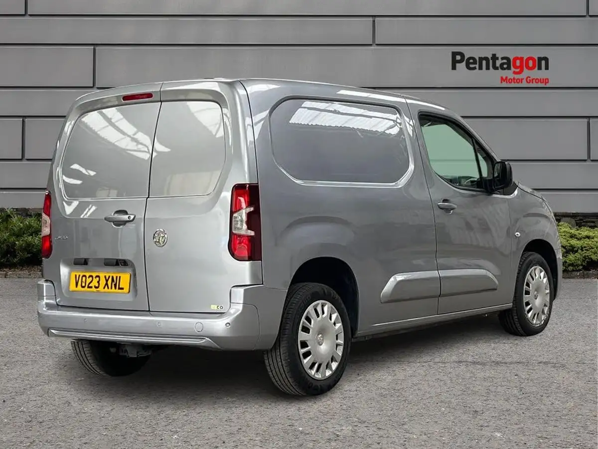 2023-vauxhall-combo-15cdti-pro-2300-100pseu6d-pro-l1h1-big-4