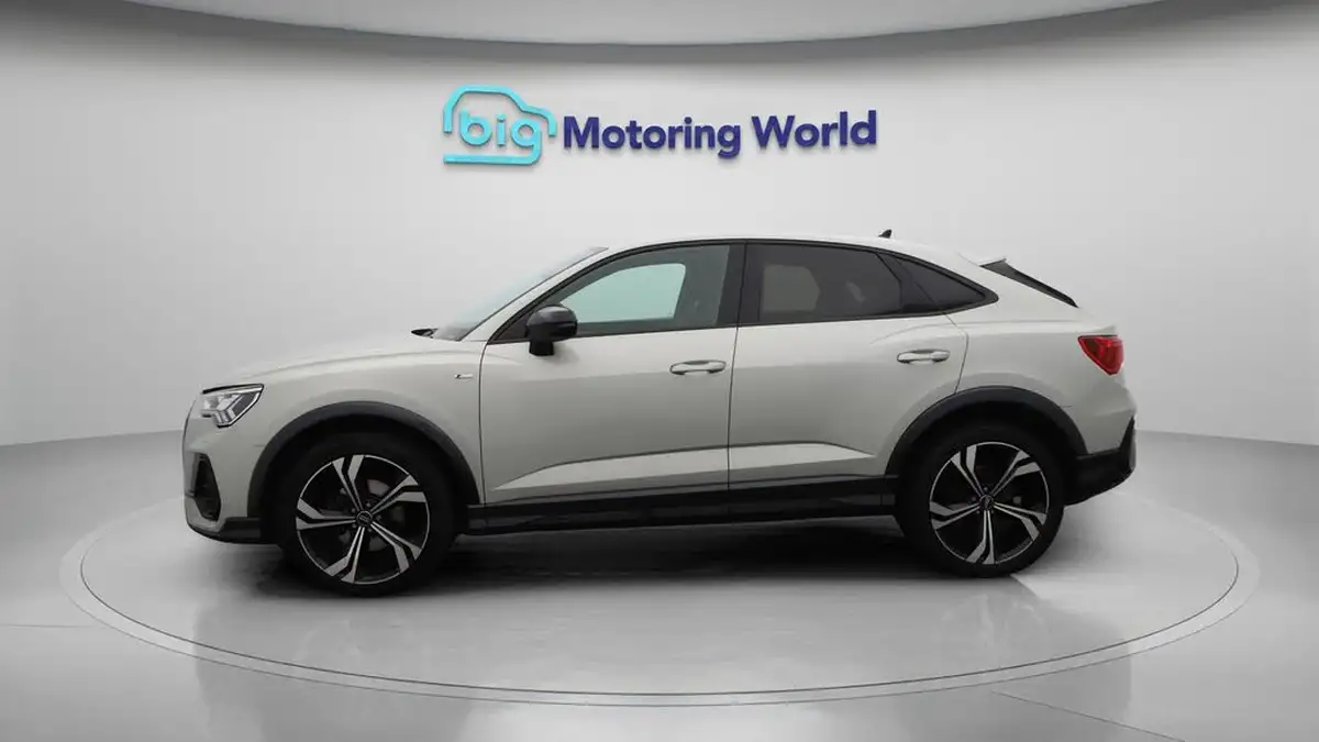 2020-audi-q3-15-35-tfsi-edition-1-sportback-s-tronic-big-4