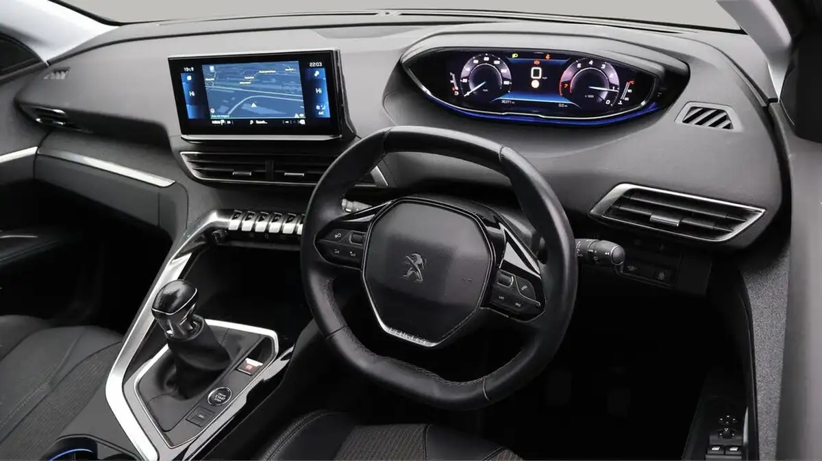 2021-peugeot-5008-suv-12-puretech-allure-premium-big-9
