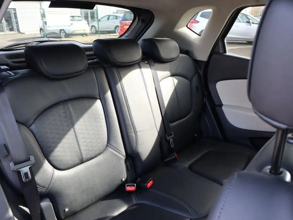 2019-renault-captur-15dci-gt-line-big-22