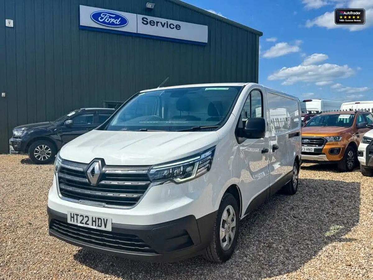 2022-renault-trafic-20dci-ll30-150-business-big-1