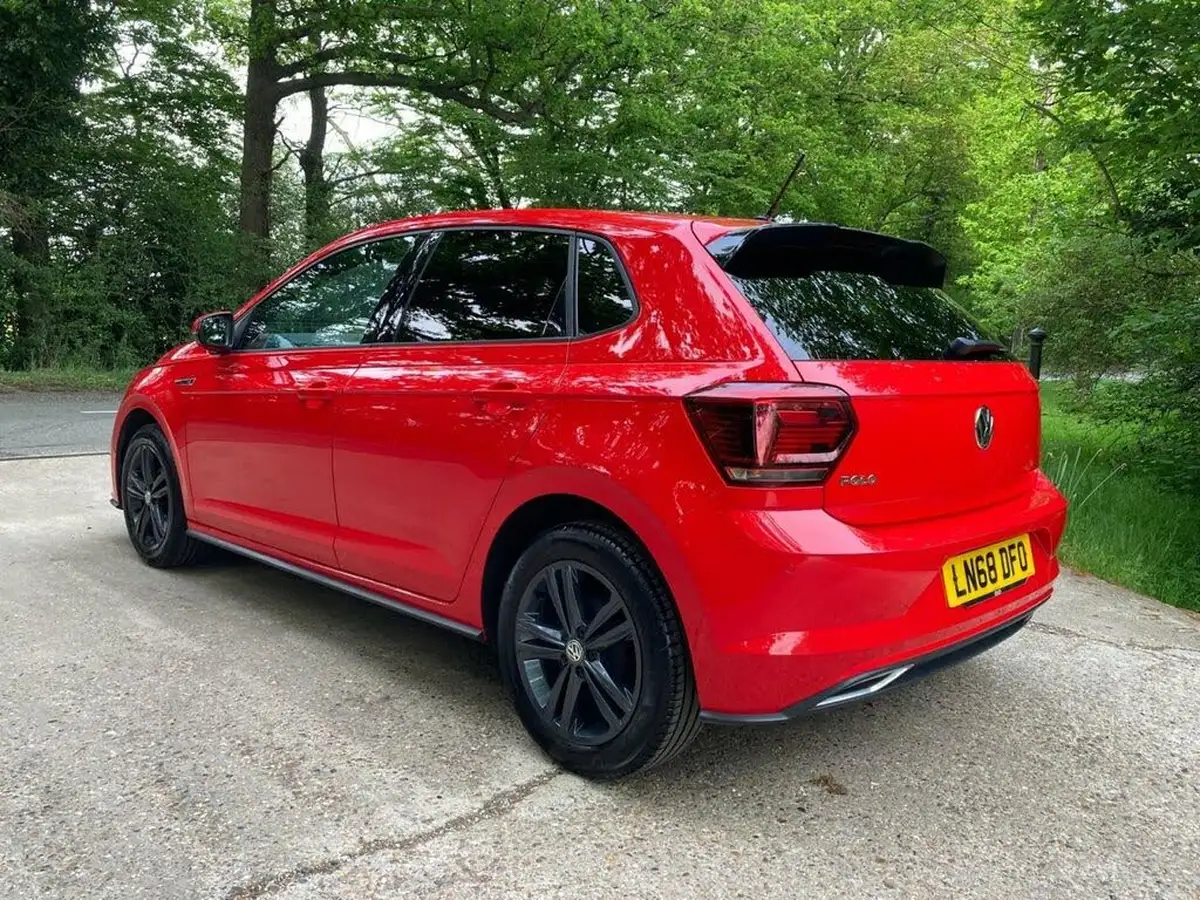 2018-volkswagen-polo-10-tsi-r-line-95ps-5d-big-9