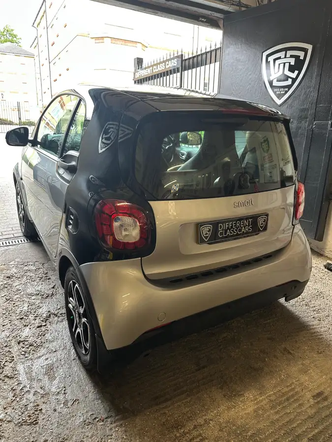 2016-smart-fortwo-09-prime-premium-plusss-coupe-twinamic-big-33