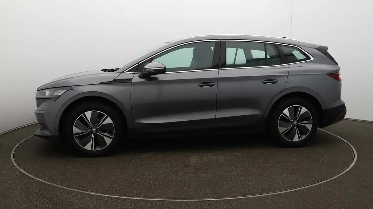2022-skoda-enyaq-e-60-big-65