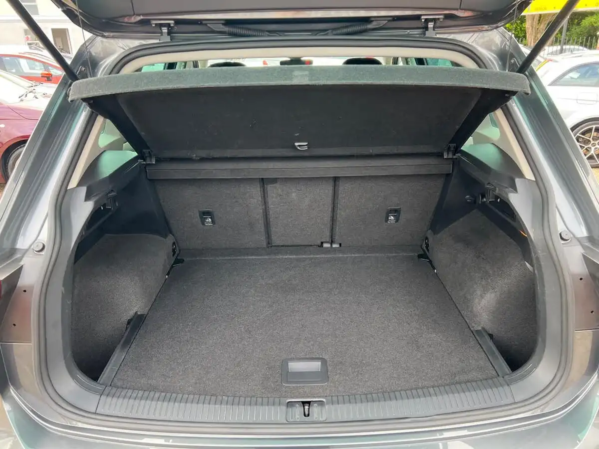 2018-volkswagen-tiguan-14-tsi-se-navigation-125ps-ss-big-10