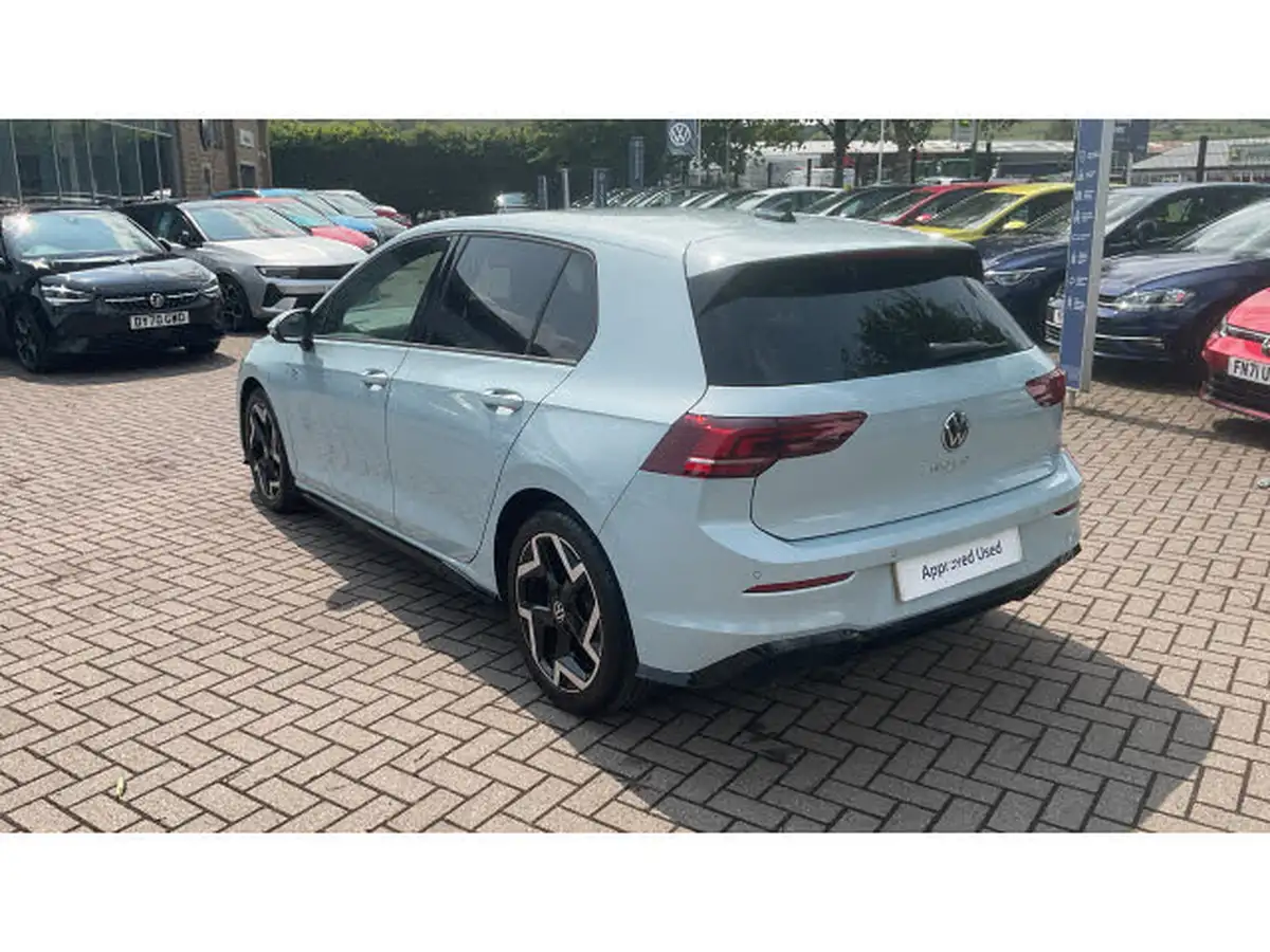 2025-volkswagen-golf-15-tsi-r-line-hatchback-big-39