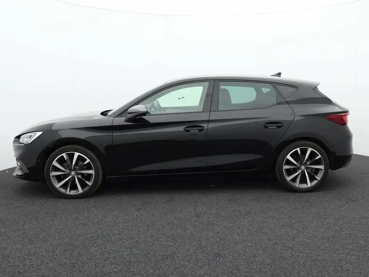 2021-seat-leon-15-tsi-evo-fr-sport-130ps-hatchback-big-4