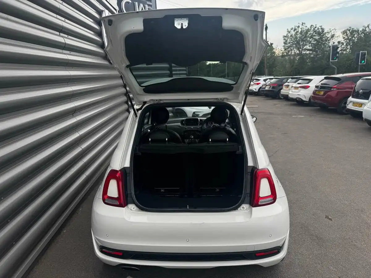 2020-fiat-500-12-rock-star-big-13